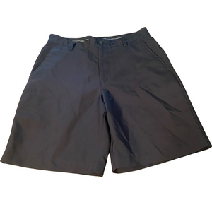 IZOD men’s shorts - size 32